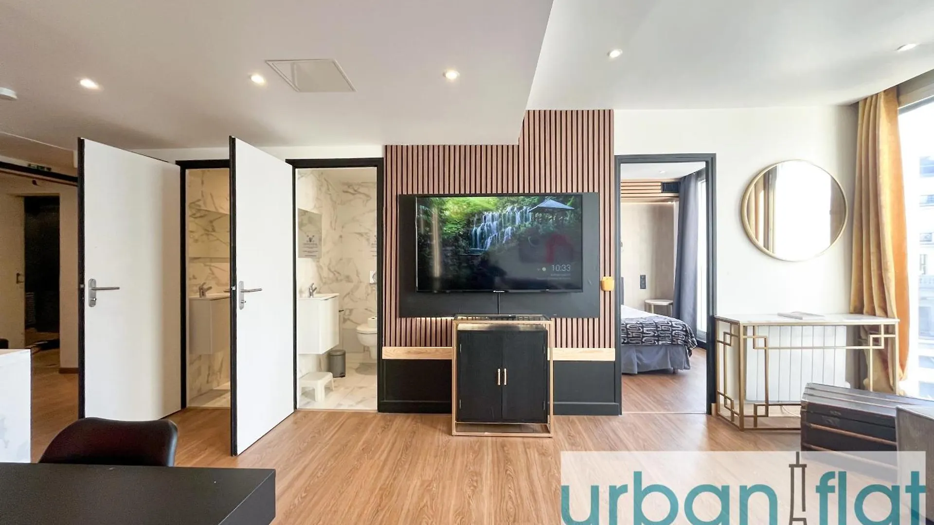 Apartment Urban Flat 128 - Art Rock 4bdr Flat Near Champs-elysees