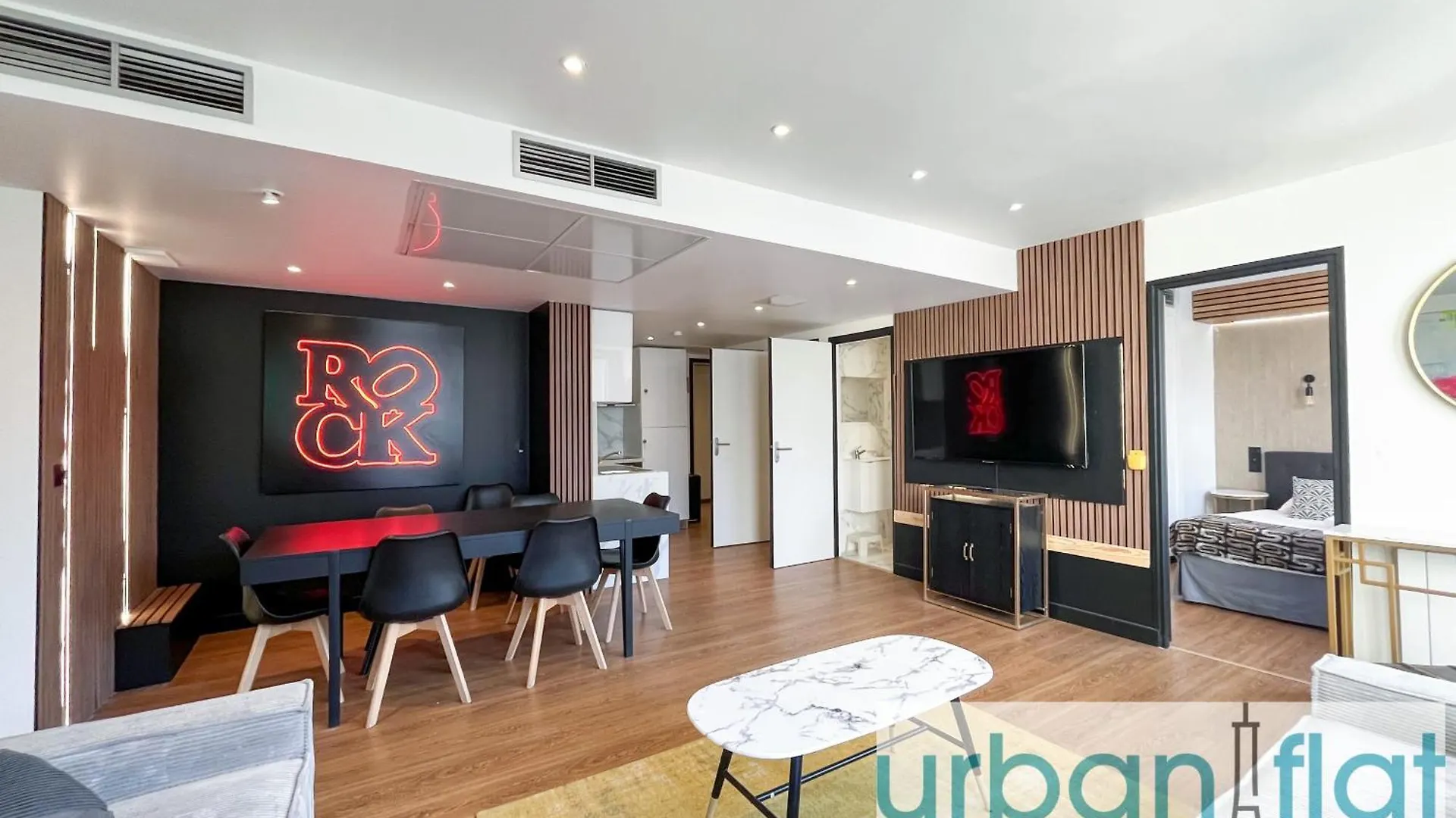 Urban Flat 128 - Art Rock 4bdr Flat Near Champs-elysees *